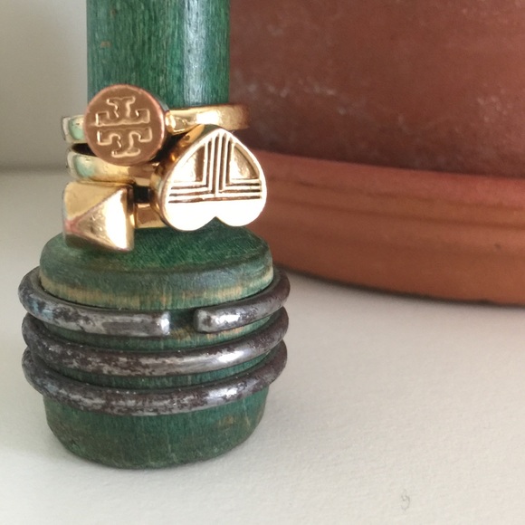 JEWELRY ▪️TORY BURCH <3 stackable rings > - Picture 6 of 17